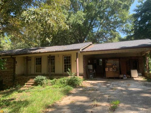 43 Rainwood Cir, Silver Creek, GA 30173-2678