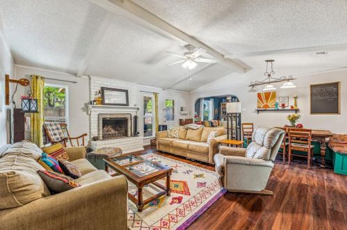 6424 Trail Lake Dr, Fort Worth TX  76133-4823 exterior