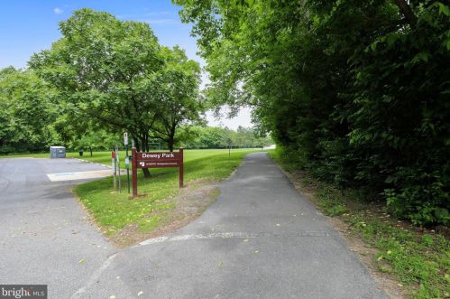 12215 Middle Rd, Silver Spring MD 20906-4639 exterior