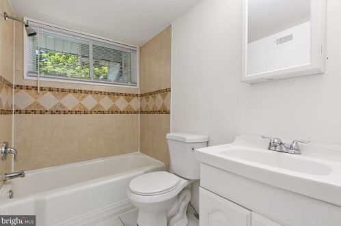 12912 Flack St, Silver Spring MD 20906-4067 exterior