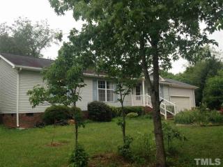 3037 Coachway Dr, Mebane NC  27302-8244 exterior