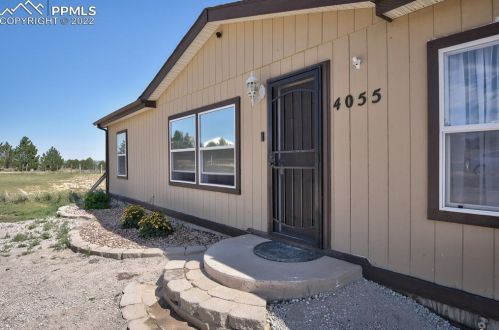 4055 Blue Stallion Dr, Amo, CO 80831-6926