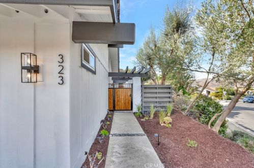 323 Calle Empalme, San Clemente CA  92672-2105 exterior