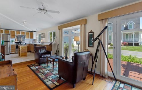 1625 Winters Ave, Shady Side MD 20764-9718 exterior