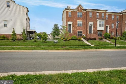 1307 Autumn Brook Ave, Silver Spring MD  20906-6752 exterior