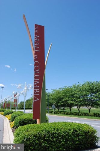 5673 Harpers Farm Rd, Columbia MD  21044-2031 exterior