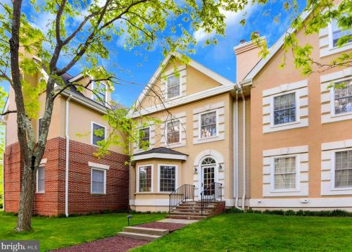 12 Governors Ln, Princeton NJ  08540-3667 exterior