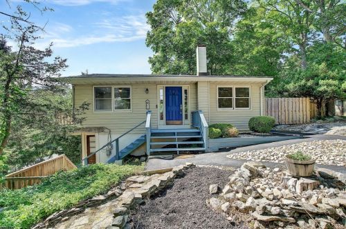 67 Signal Hill Trl, Sparta, NJ 07871-2533