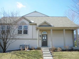 518 Conservatory Ln, Aurora, IL 60502-8913