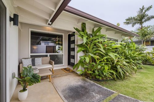 5009 Poola St, Honolulu HI  96821-1533 exterior