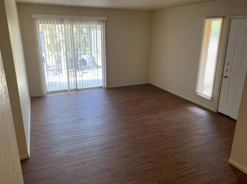 419 Live Oak St, Uhland TX  78640-9475 exterior