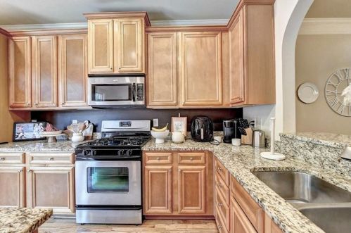 831 Mountain View Ter, Marietta GA  30064-2089 exterior