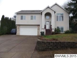 4138 Cloud Dr, Salem, OR 97302-2762