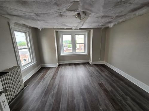 936 Washington St, Allentown PA  18102-1437 exterior