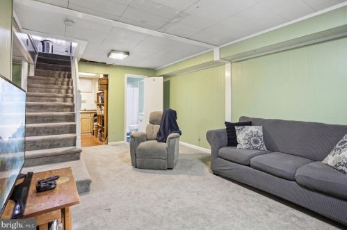 8216 Roanoke Ave, Silver Spring MD 20912-6207 exterior