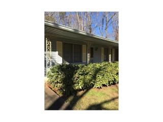 3086 Holbrook Dr, Marietta, GA 30060-6130