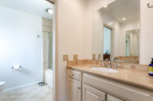 2123 Fallen Leaf Dr, Santa Maria CA  93455-5739 exterior