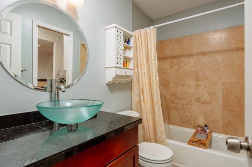 929 Auburnview Dr, Cincinnati OH  45206-2582 exterior