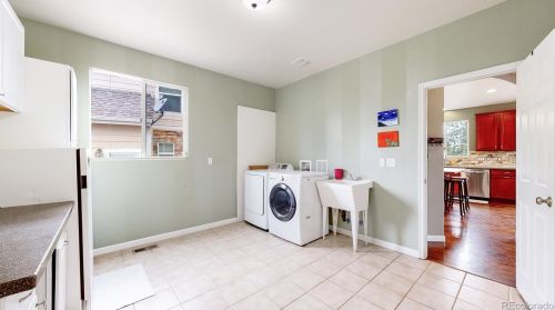 7232 Oak Hl, Aurora CO 80016-2061 exterior