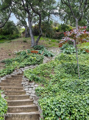 1408 Beaudry Blvd, Glendale CA  91208-1708 exterior