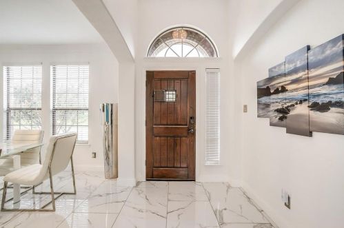 1504 Shepherd Ln, Carrollton TX  75007-1218 exterior