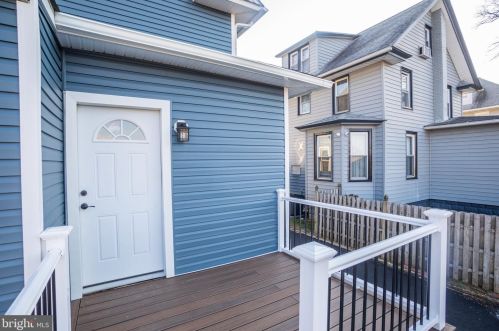 15 Beechwood Ave, Camden NJ  08107-1318 exterior