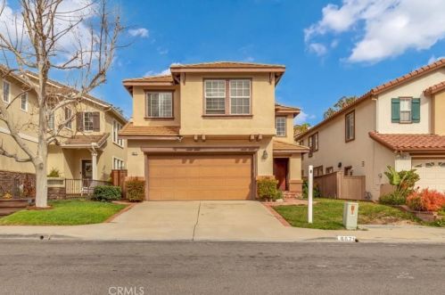 8671 Sunnywalk Ln, Anaheim, CA 92808-1688