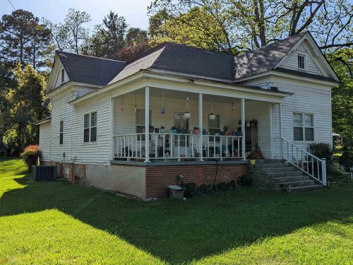 102 Ridge St, Locust Grove, GA 30248-3629