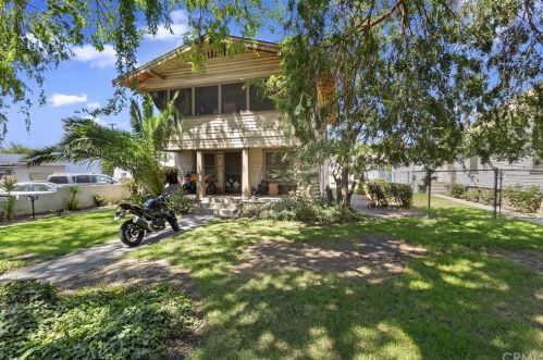 533 3rd Ave, Upland, CA 91786-2011
