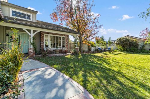 330 Cheerful Ct, Simi Valley, CA 93065-5700