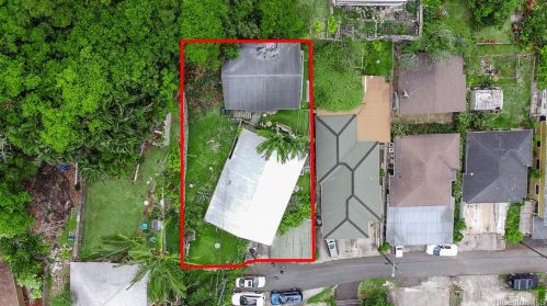1726 Violet St, Honolulu, HI 96819-3865