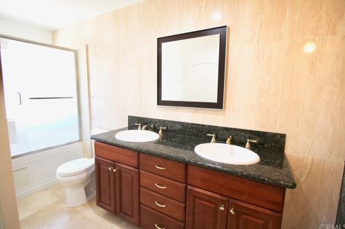 5 Cypress Tree Ln, Irvine CA  92612-2211 exterior