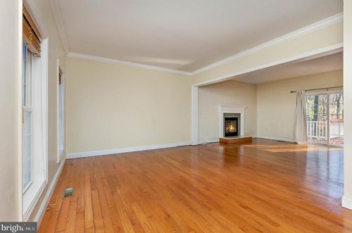 355 Mount Royal Ave, Aberdeen MD  21001-1946 exterior