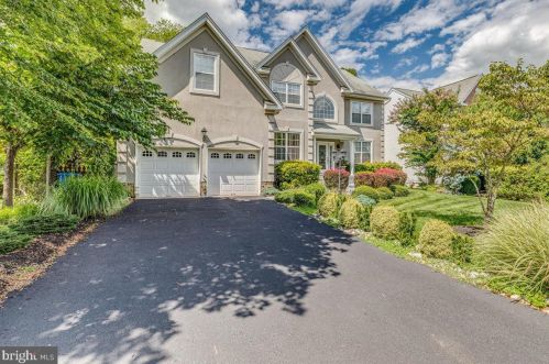 13 Colts Run Rd, Princeton, NJ 08540-8593