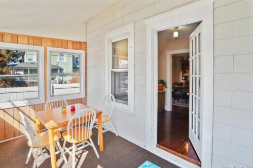 43 Gregory Blvd, Norwalk, CT 06855-2008