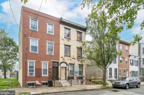 1541 9th St, Philadelphia, PA 19147-6427