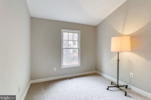 10946 Rocky Mount Way, Silver Spring MD 20902-3687 exterior