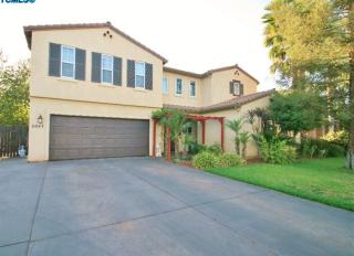 2047 Vermont St, Visalia, CA 93291-8509