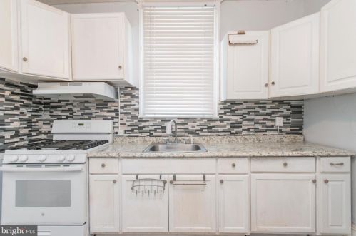 5643 10th St, Philadelphia PA 19148-4403 exterior