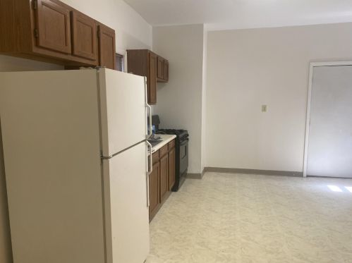 3842 Herron Ave, Cincinnati, OH 45223-2331