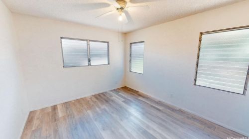 1579 Ala Noni Pl, Honolulu HI  96818-1535 exterior