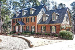 8604 Bournemouth Dr, Raleigh, NC 27615-2008
