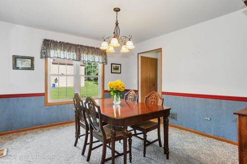 1193 Cactus Trl, Carol Stream IL  60188-3329 exterior