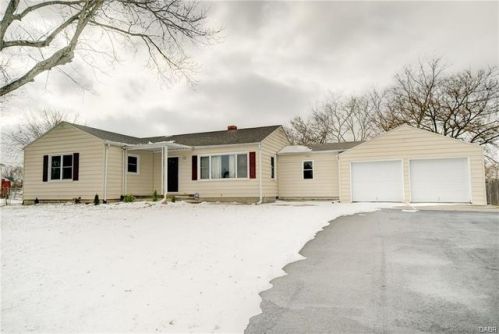 1481 Parkridge Dr, Springfield, OH 45506-4008