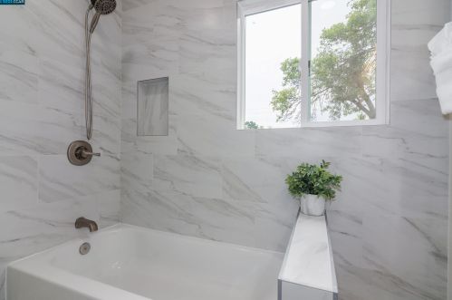 1344 Sherwood Dr, Concord CA  94521-3350 exterior