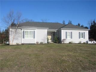 57 Landons Way, Guilford CT  06437-4351 exterior