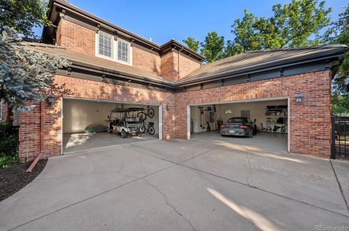 49 Cherry Hl Farm Dr, Englewood CO 80113-7169 exterior