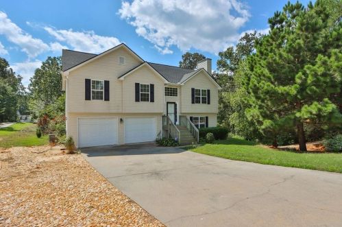 2778 Sawyer Mill Dr, Gainesville, GA 30507-6911