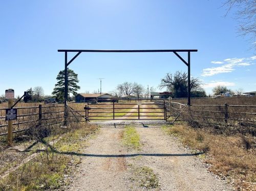 16273 Fm 1469, Vanetia, TX 77865-5161