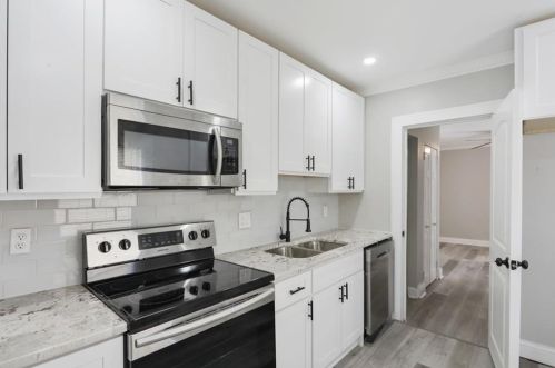 337 Enota Pl, Atlanta GA  30310-1258 exterior